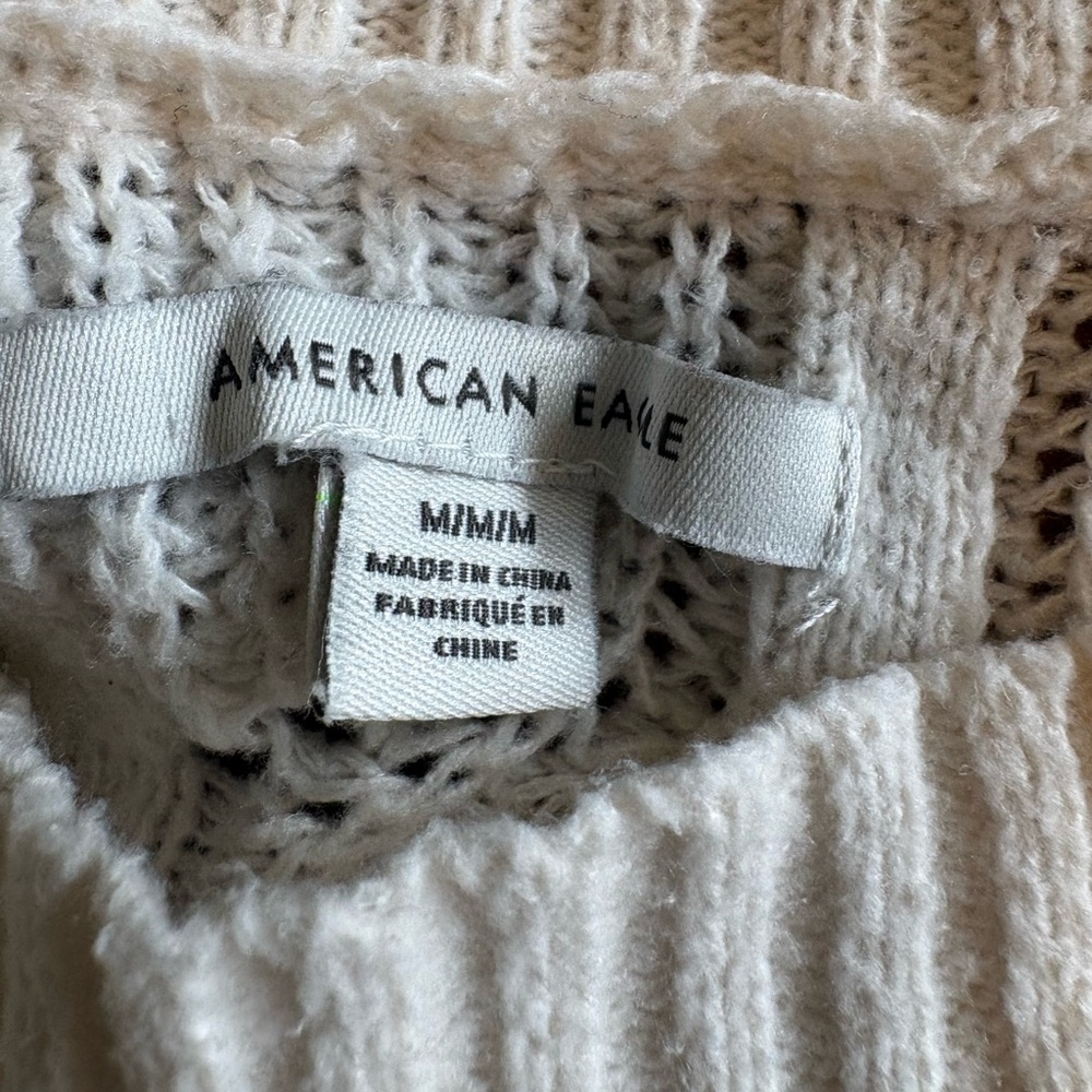 American Eagle Outfitters Cream Crouchet Oversized Cropped Sweater size Medium - Picture 4 of 8